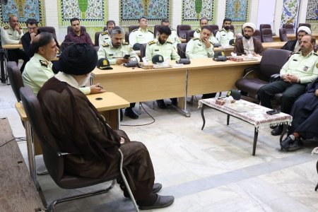 دیدار فرماندهان فراجا با نماینده ولی‌فقیه در استان — تصویر 21