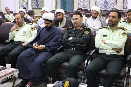 دیدار فرماندهان فراجا با نماینده ولی‌فقیه در استان — تصویر 4