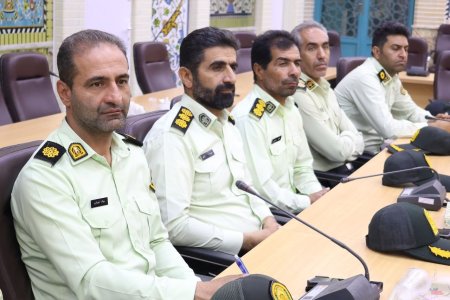 دیدار فرماندهان فراجا با نماینده ولی‌فقیه در استان — تصویر 16