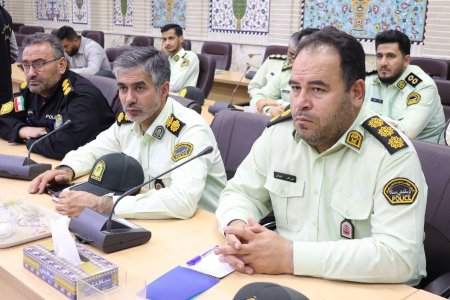 دیدار فرماندهان فراجا با نماینده ولی‌فقیه در استان — تصویر 26